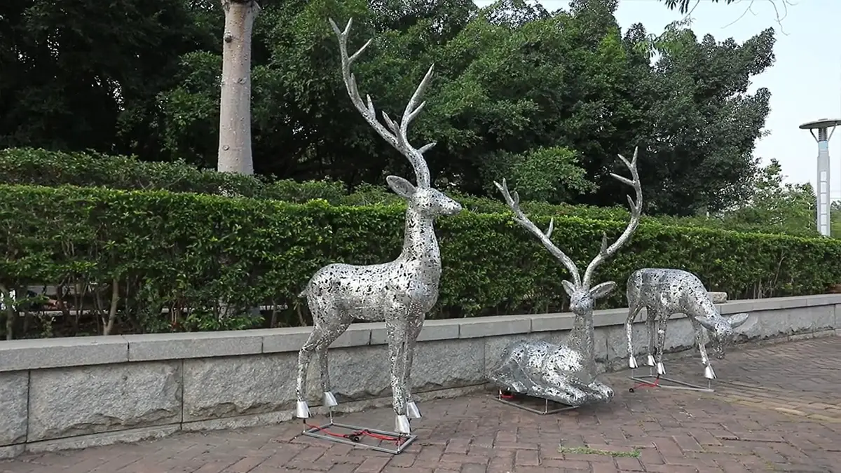 outdoor life size metal deer garden sculptures 